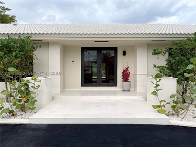 Meticulously renovated split plan Palmetto Bay home by husband - photo 32