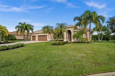 Beautifully refashioned 3-bedroom, 3-bath pool home with a den - photo 5