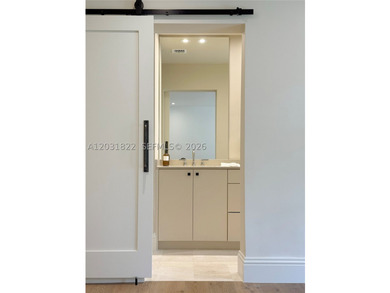 Meticulously renovated split plan Palmetto Bay home by husband - photo 36