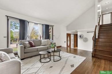 Beautifully maintained 3 bed, 3 bath home located on a quiet - photo 6