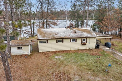 (private lake, pond, creek) Home For Sale in Niagara Wisconsin