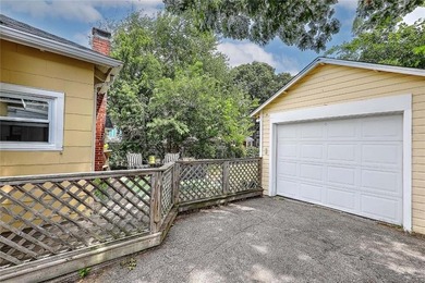 Additional listing photo 2
