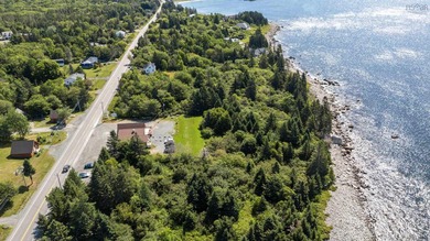 This beautiful oceanfront property features a south-facing - photo 5