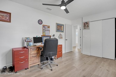 Completely remodeled 4 bedroom home located in desirable Lockmar - photo 32