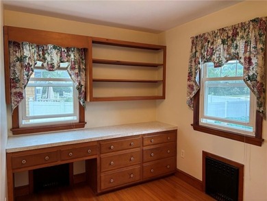 This home is ready for another generation of happy memories and - photo 10