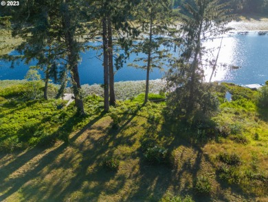Smith Lake Lot For Sale in Warrenton Oregon