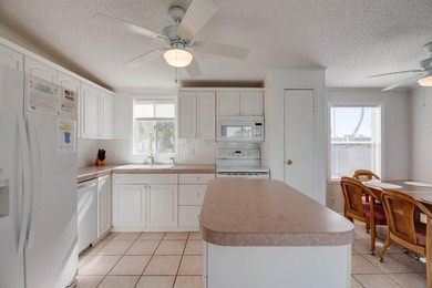 This Truly Spectacular Oceanfront Property offers the ultimate - photo 4