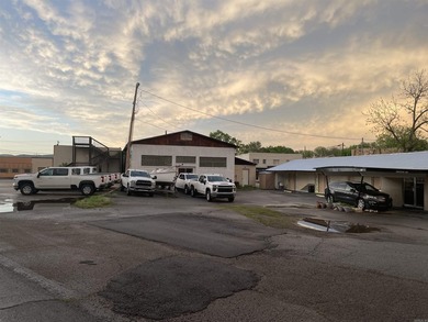Additional listing photo 1