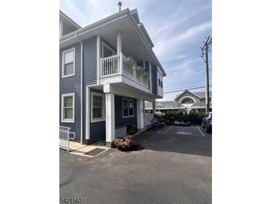 Mixed-use Gem! Exceptional opportunity to live in either the - photo 3