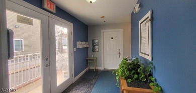 Mixed-use Gem! Exceptional opportunity to live in either the - photo 6