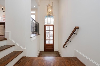 Welcome to luxury living in an unbeatable Alpharetta location