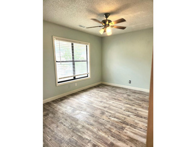 Rarely available, this beautifully updated third-floor condo - photo 8