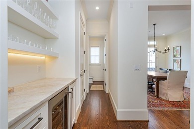 Welcome to luxury living in an unbeatable Alpharetta location