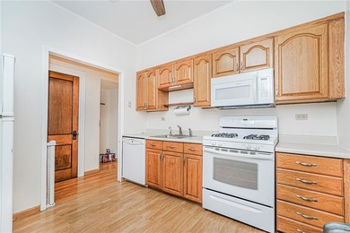 Prime Bay Ridge oversized 2-Family Brick home with shared - photo 25