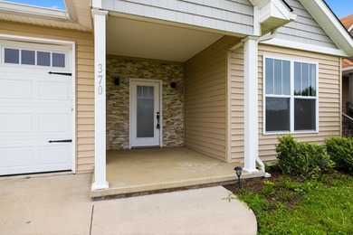 Lake Living at Its Finest on Herrington Lake! Escape to the - photo 3