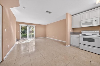 END UNIT! Welcome to this excellent opportunity for both - photo 4