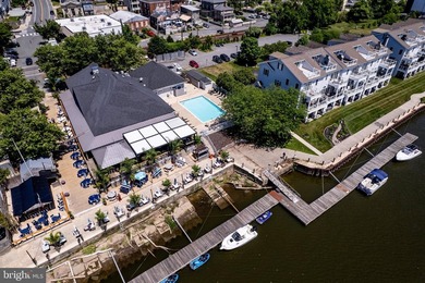 There's no place like home at Tomes Landing. This top-floor - photo 39