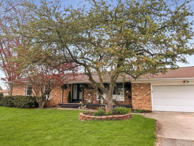 Lake Home Sale Pending in Grandville, Michigan