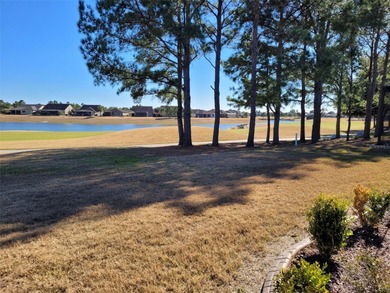 Stunning Pinnacle model overlooking the golf course and lake in - photo 4