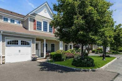 Welcome to effortless living in this beautifully maintained - photo 3