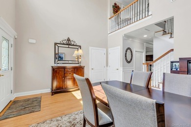 Welcome to effortless living in this beautifully maintained - photo 5