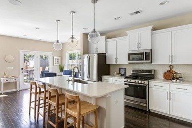 Welcome home to this turn key 4-bedroom, 3.5-bath residence in - photo 7