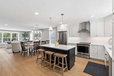Creekside Crossing offers brand-new, spacious townhomes that - photo 12