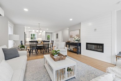 Creekside Crossing offers brand-new, spacious townhomes that - photo 24