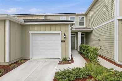 Virtually Staged. Built in 2024 and lightly lived in, very - photo 1