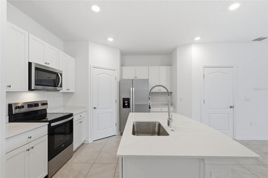 Virtually Staged. Built in 2024 and lightly lived in, very - photo 10