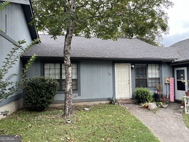 Leisure Lake Condo For Sale in Warner Robins Georgia