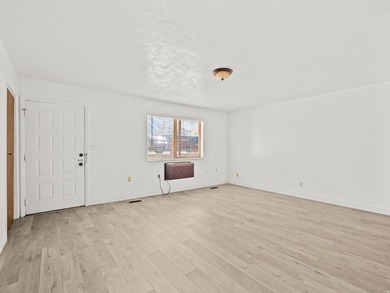Attractive 21unit apartment complex featuring a mix of 1, 2, and - photo 13