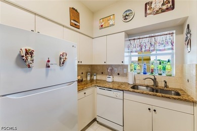 Welcome to Unit 423 at 950 Hancock Creek S-an inviting - photo 5