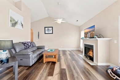 Welcome to 909 Leather Leaf Lane in the57th Place community of - photo 4