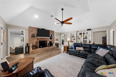 Welcome to 3401 Summit Circle in Belton! This spacious 2 - photo 7