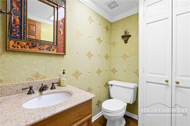 True Blowing Rock Cottage Charm on the Prestigious Blowing Rock - photo 19