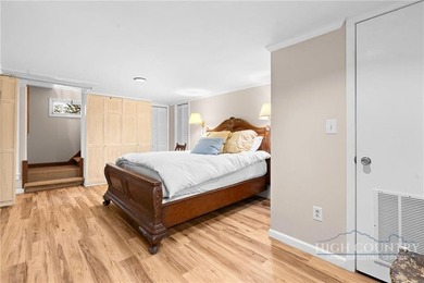 True Blowing Rock Cottage Charm on the Prestigious Blowing Rock - photo 22