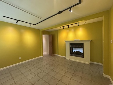 Beautifully updated 3-bedroom, 2.5 bath home in the desirable - photo 24