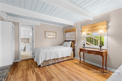 True Blowing Rock Cottage Charm on the Prestigious Blowing Rock - photo 25