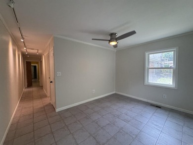 Beautifully updated 3-bedroom, 2.5 bath home in the desirable - photo 28