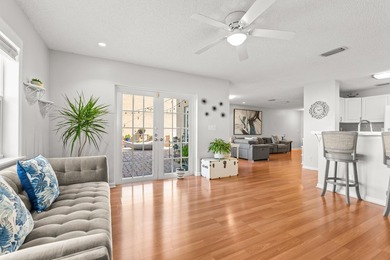 Lakefront 3 bedroom, 2.5 bathroom home located in the gated - photo 30