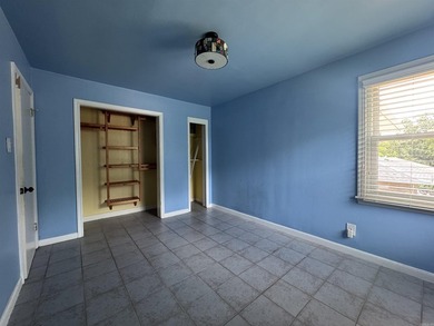 Beautifully updated 3-bedroom, 2.5 bath home in the desirable - photo 41