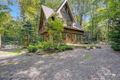 Lake Naomi Home For Sale in Pocono Pines Pennsylvania