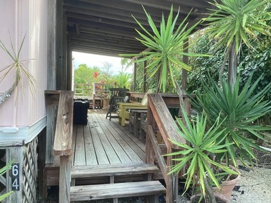 Used as a weekend get away from the mainland, the seller has - photo 2