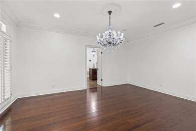 Private gated entrance, 4 sprawling acres, and 108 feet of lake - photo 11