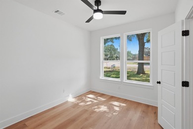 With 3 bedrooms, 2.5 baths, and a dedicated office, this - photo 17