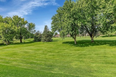 Enjoy the epitome of luxury living on the 16th & 17th hole at - photo 20