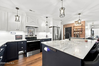 Look no further - it's time to welcome yourself home! 1865 Leroy - photo 22