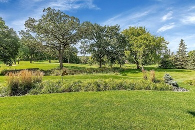 Enjoy the epitome of luxury living on the 16th & 17th hole at - photo 23