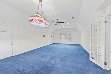 Private gated entrance, 4 sprawling acres, and 108 feet of lake - photo 28